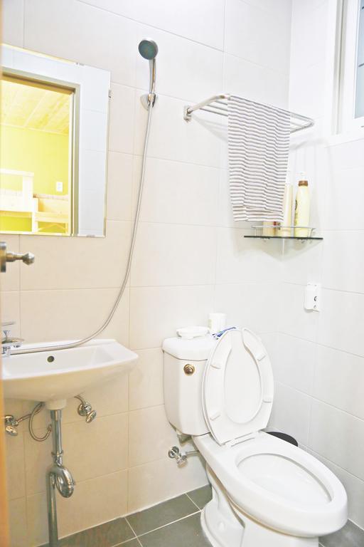 Op 102 Guesthouse Кёнджу Экстерьер фото